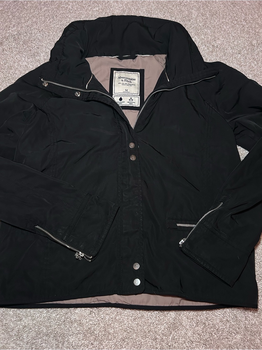 Abercrombie & Fitch Black Women's Quilted Puffer Jacket with Zip Details